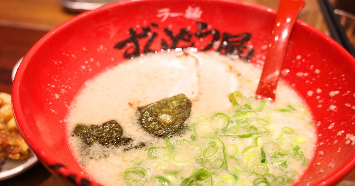 【京都グルメ⑤】ラー麺 ずんどう屋 京都洛西店の元味Cセット