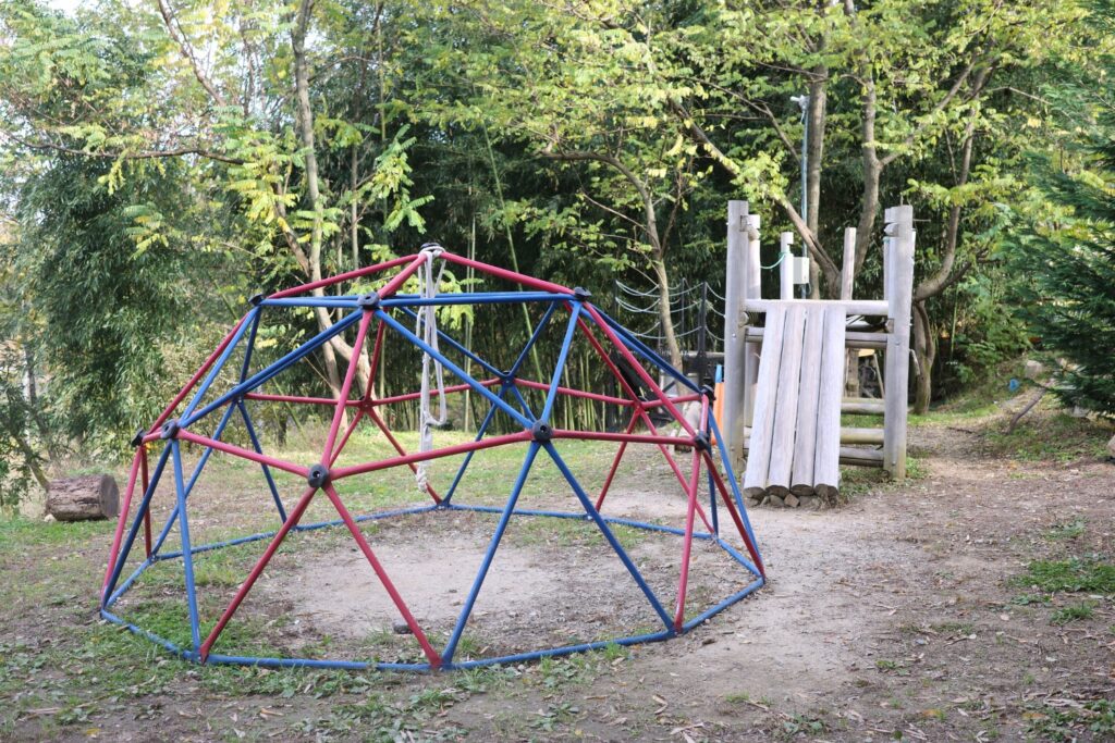 クラブ西宮の遊具