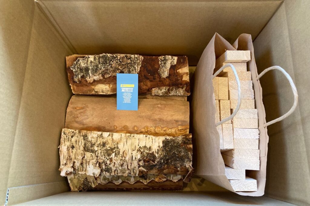 Nor.t.h「【ソロキャンプ用】北欧産白樺薪7kg＋ホワイトウッド詰合せ」