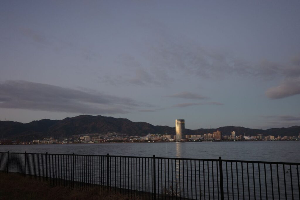 湖岸緑地「帰帆島3」夜景