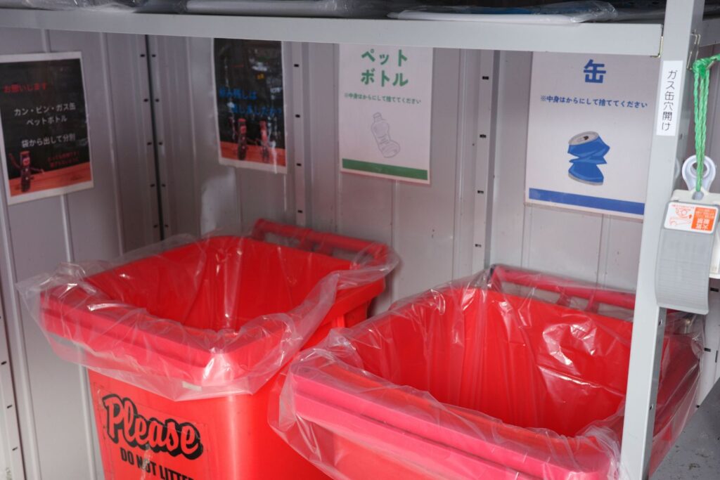 ユニトピアささやまキャンプ&ビレッジのゴミ箱