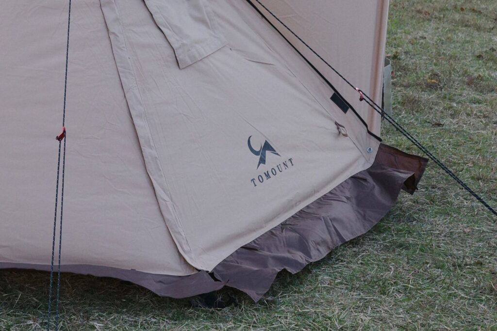 TOMOUNT「パップテント」のスカート