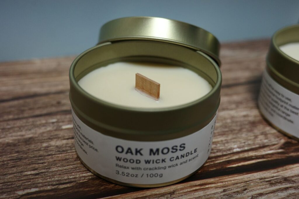 Standard Productsのウッドウィックキャンドル